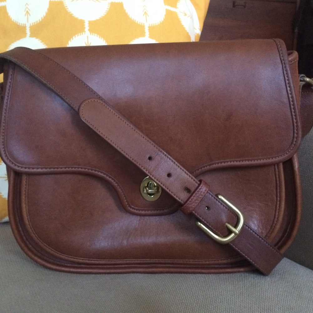 Vintage Coach leather Lennox Bag